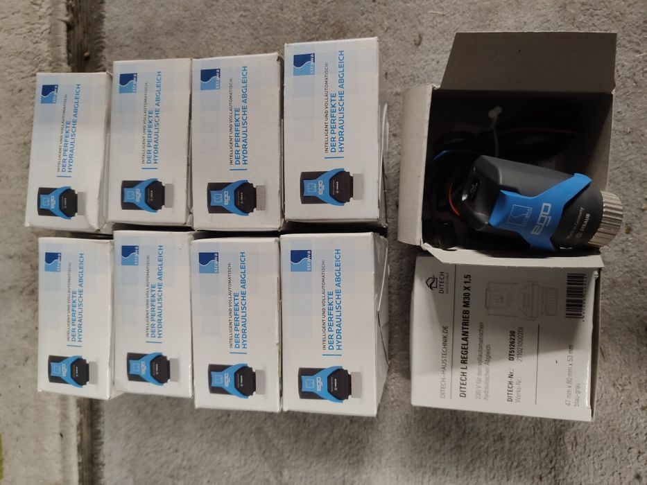 Rozdzielacze podlogowki/Głowice