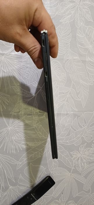 Планшет, ноутбук  Lenovo Yoga Book 1-x91f