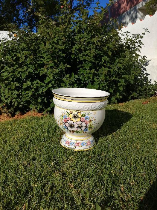 Vaso Floreira em cerâmica