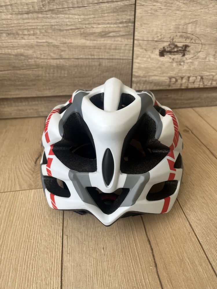 Kask rowerowy, hulajnoga, deskorolka