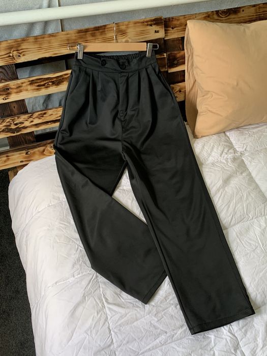 Тонкі комфортні офісні/шкільні брюки штани вільного крою
