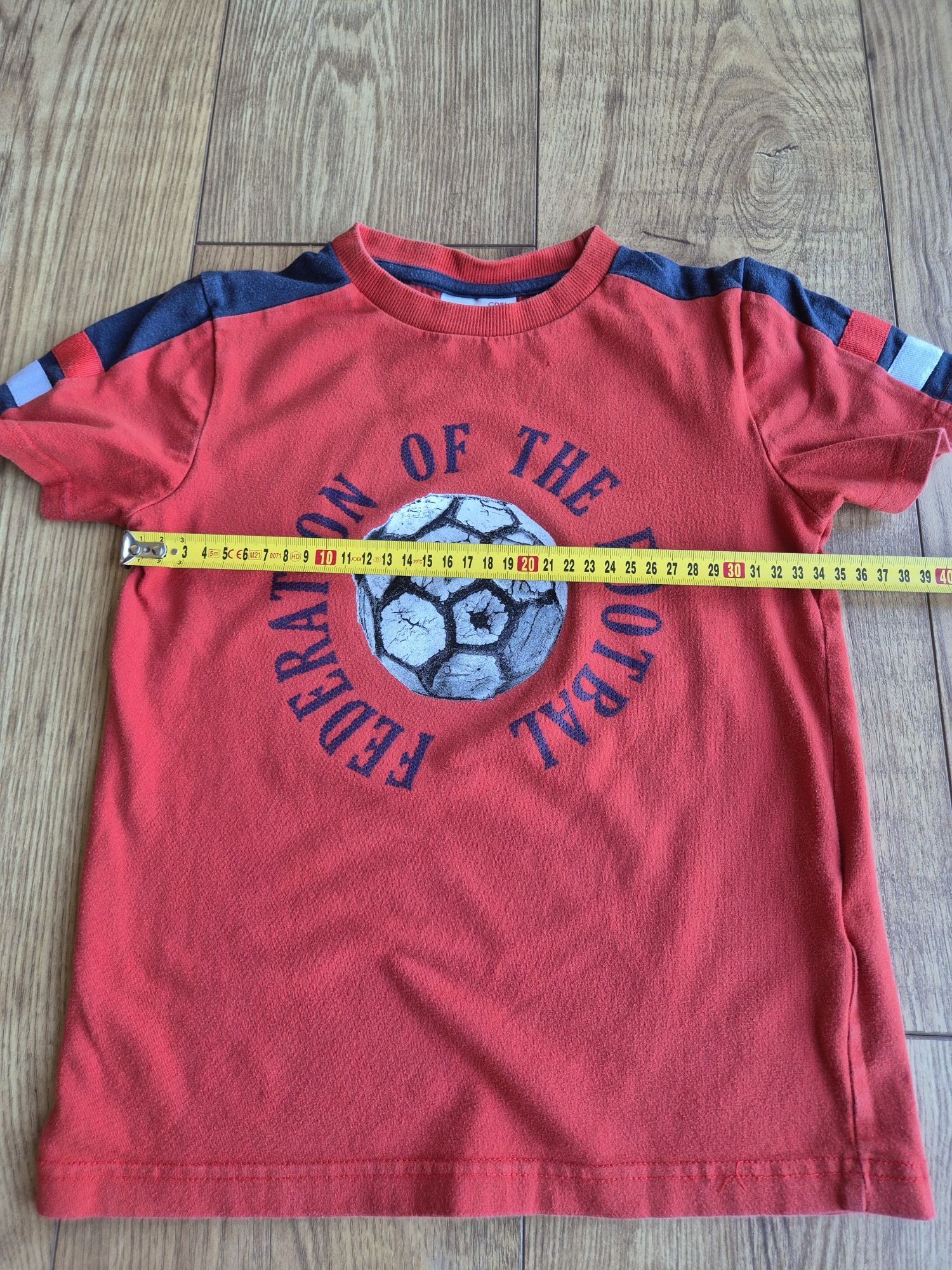 T-shirt r. 122 Coccodrillo