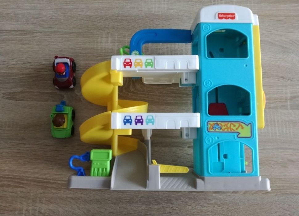 Fisher price - garaż, parking wielopoziomowy z windą + 2 autka FHG50