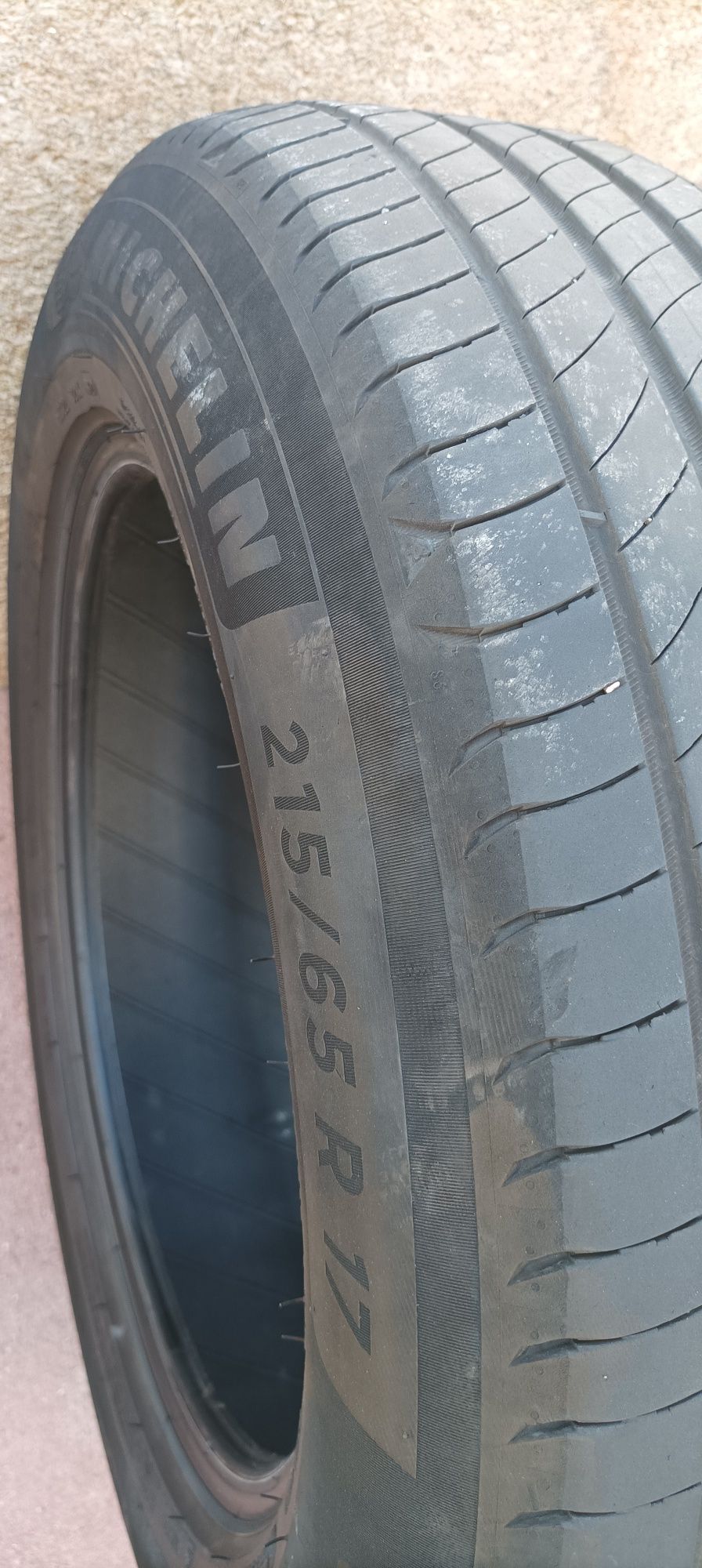 Par pneus Michelin 215/65 R17