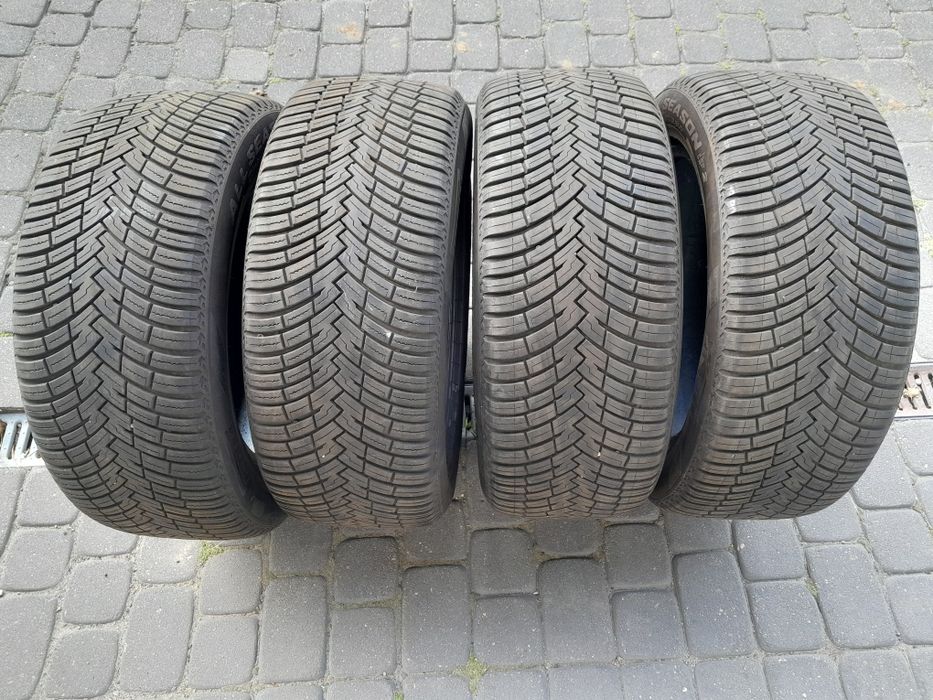 Opony 235/55R17 Pirelli Cinturato, komplet
