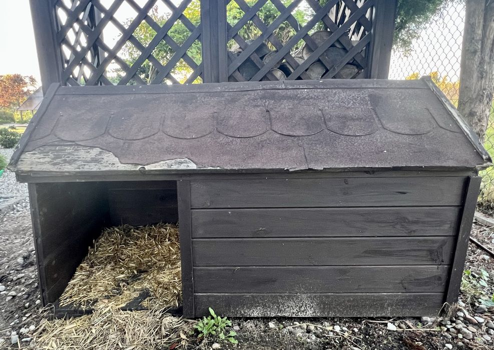 Duża buda dla psa 160 cm / 90 cm /90 cm z przedsionkiem