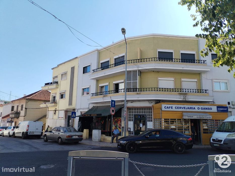 Oportunidade em Odivelas – Apartamento T2 junto ao Metro