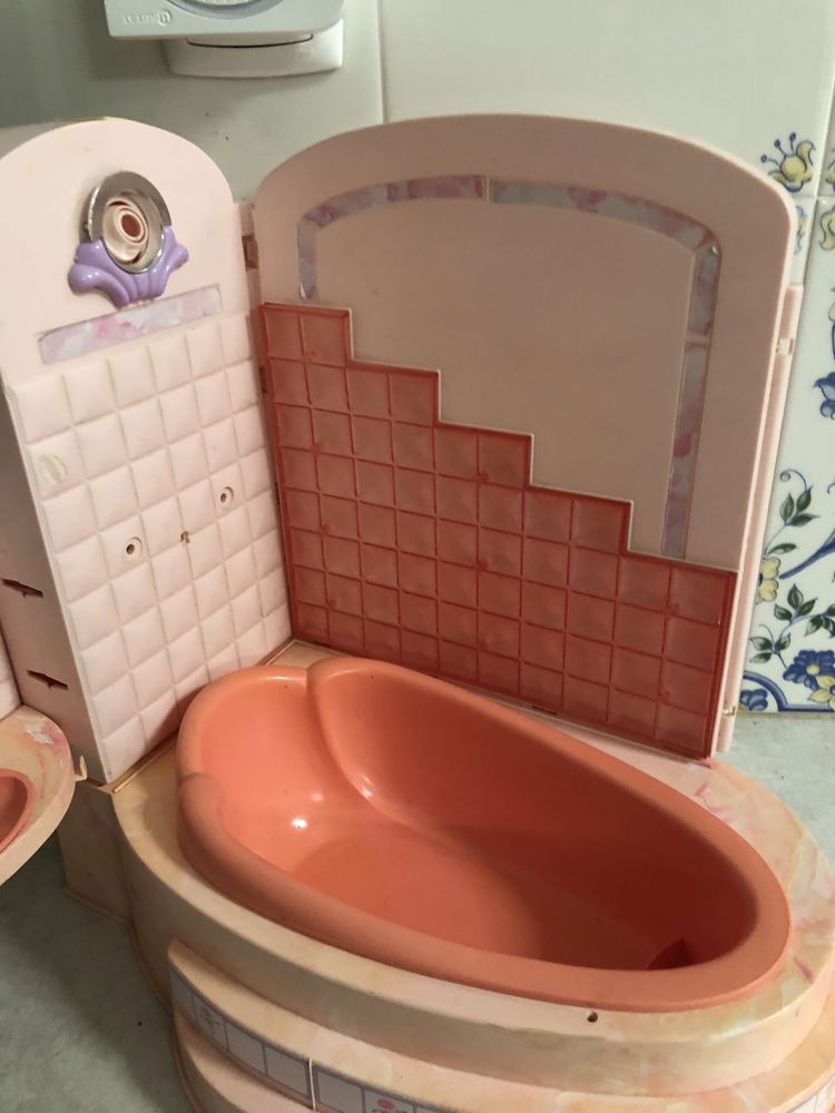 Banheira Barbie com mais de 40 anos