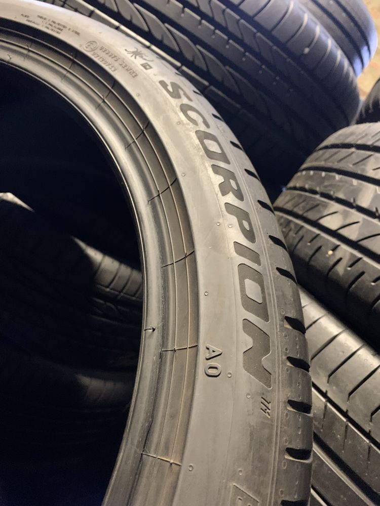 Резина 255/40/21 Pirelli 235/45/21 різноширокі VW Ауді 2020