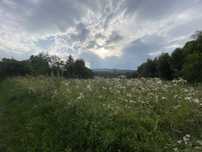 Działka z inwestycyjna na budowę widok na  Ślężę