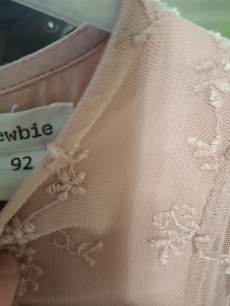 Elegancka sukienka od Newbie 92