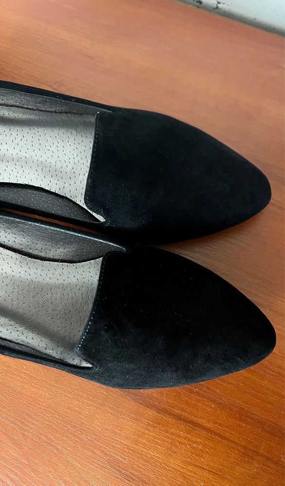 buty czarne LUKAS