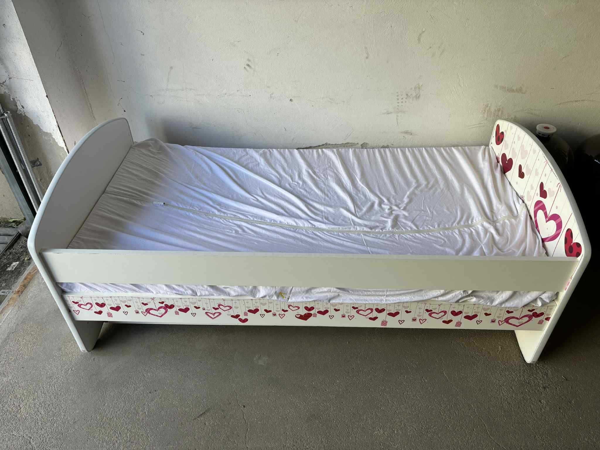 Łóżeczko dziecięce 160x80 stan bardzo dobry