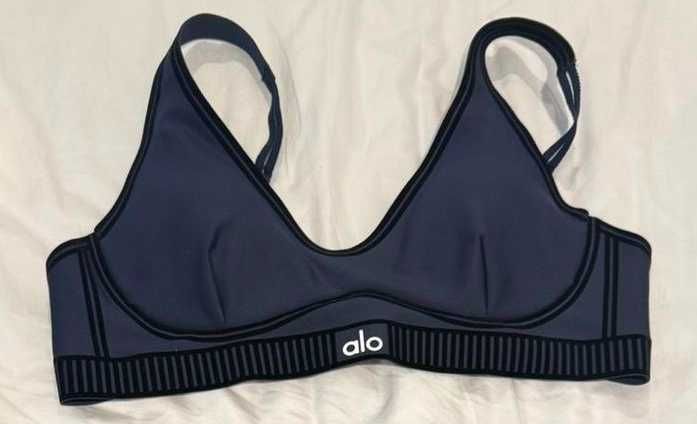 Оригінальний спортивний топ Alo Yoga Airlift Line Up • Navy • S • Нове