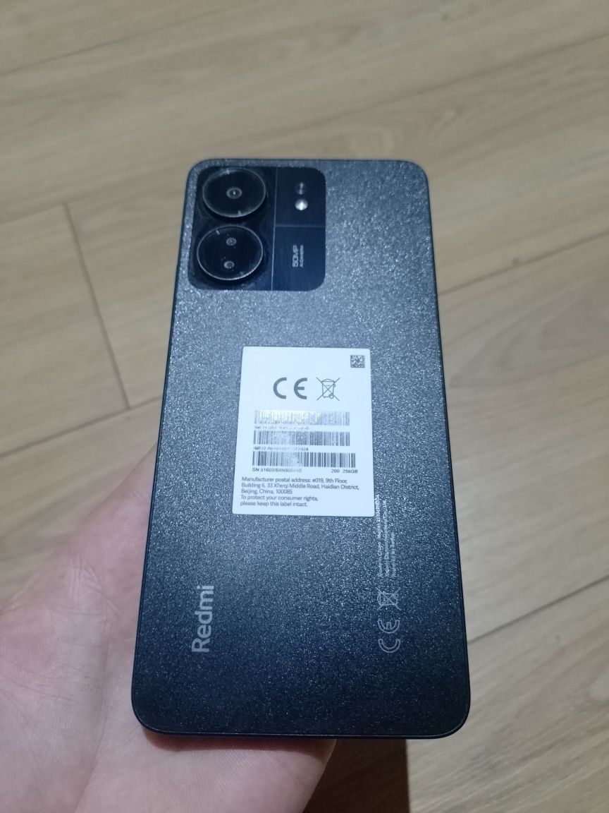 Продам Redmi 13C б\у в отличном состоянии
