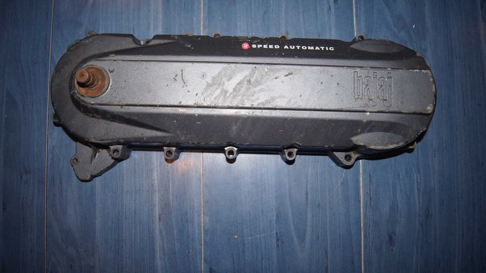 Bajaj Pokrywa silnika kapa skuter półksiężyc łożyska komplet oryginał