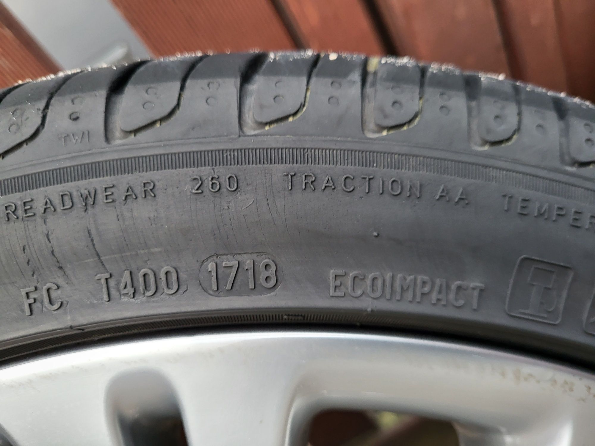 Oryginalne felgi aluminiowe Opel 19 z oponami  235/40R19