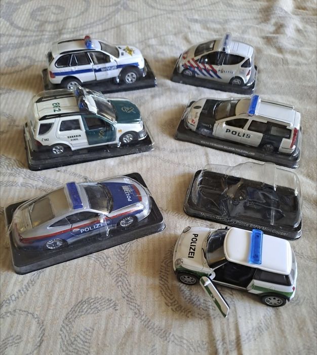 Полицейские машины 1:43 милиция полиция