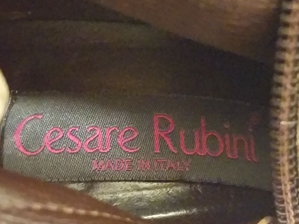 Шкіряні замшеві чоботи сапоги  Cesare Rubini Italy.
Made in Italy.