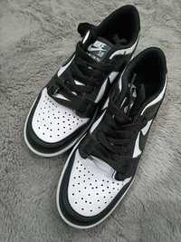 Buty Nike czarno białe