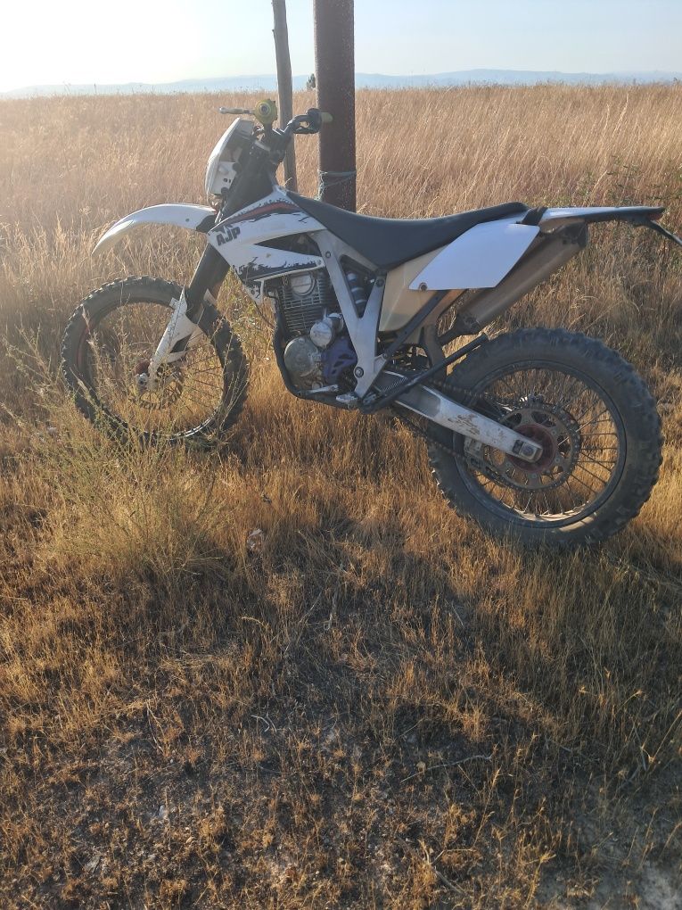 Ajp pr4 200 Matriculada