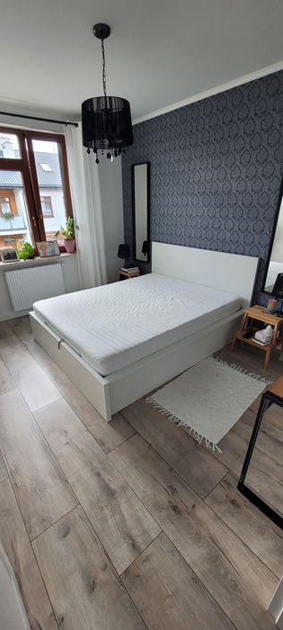 ŁÓŻKO IKEA MALM 160X200 z materacem i pojemnikiem na piościel