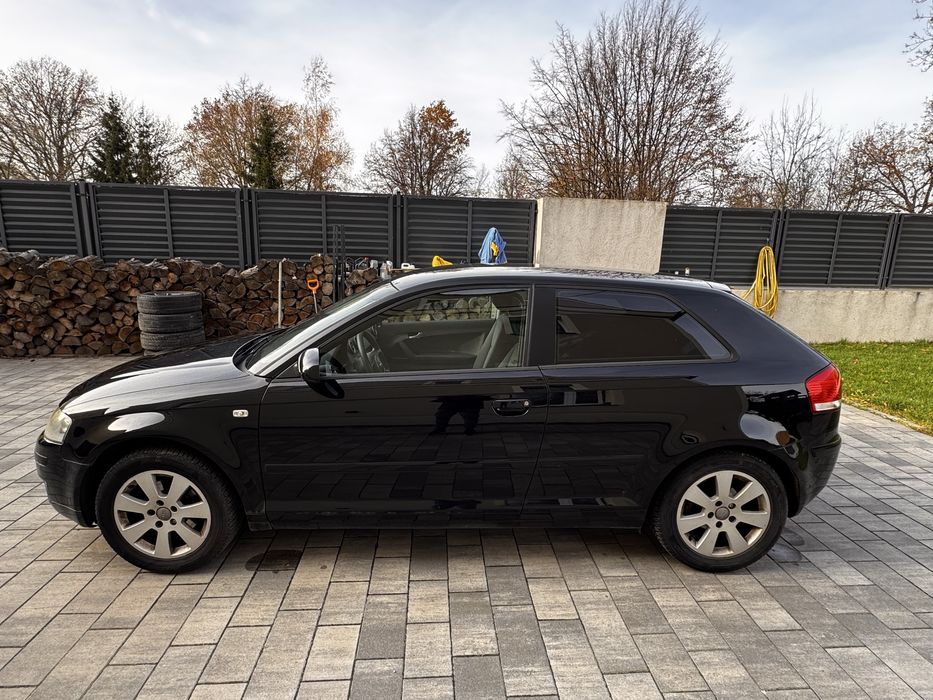 Audi A3 8P alufelgi 1.6MPI klima