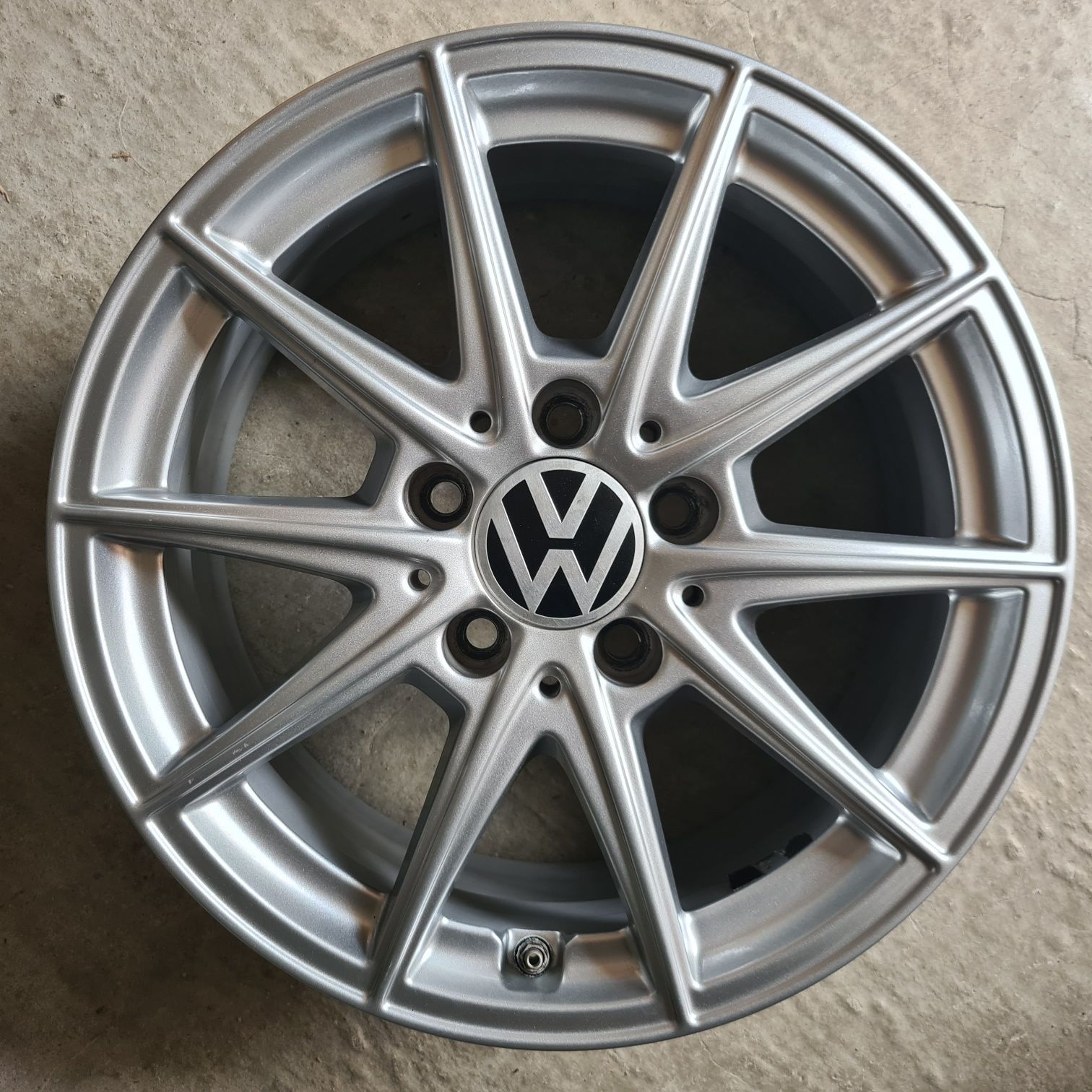 VW R16 5x112 Passat b7 b8 b6 Golf Jetta Touran Caddy Skoda A5 A7