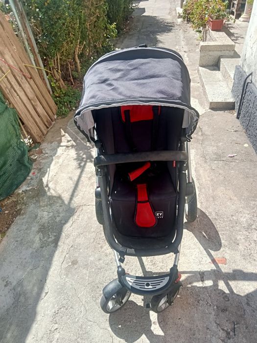 Vendo carrinho de bebé
