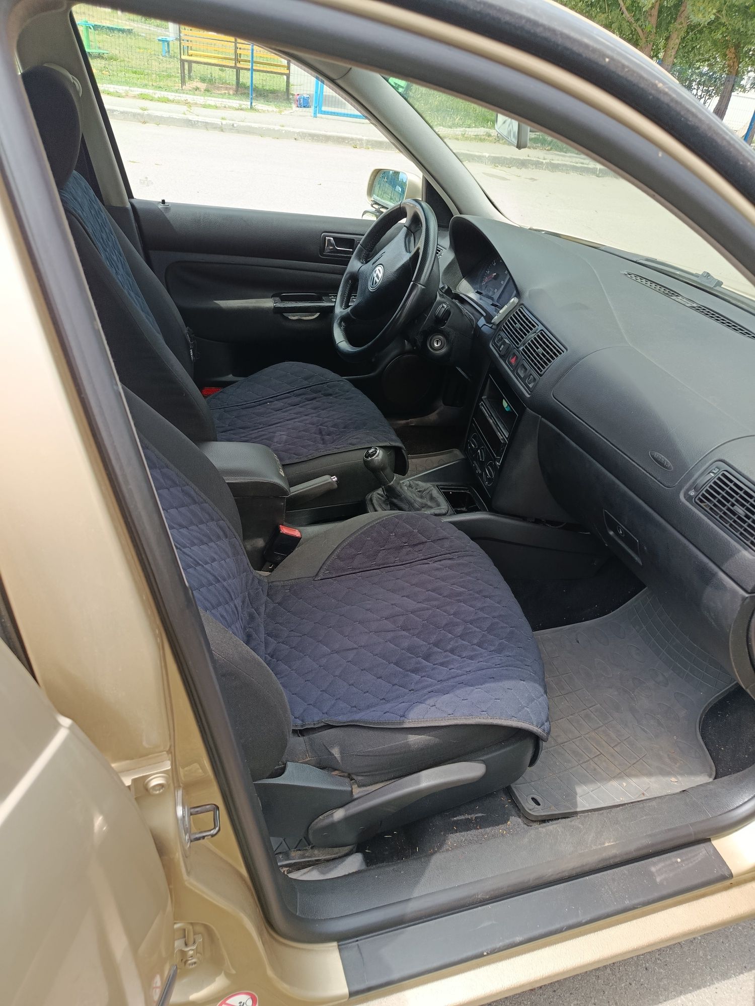 Volkswagen golf 4