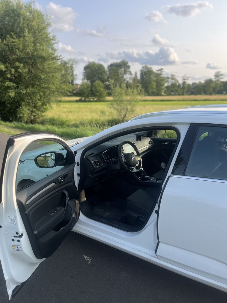 Renault Megane 1.3 TCe 140KM Serwis ASO PL salon
