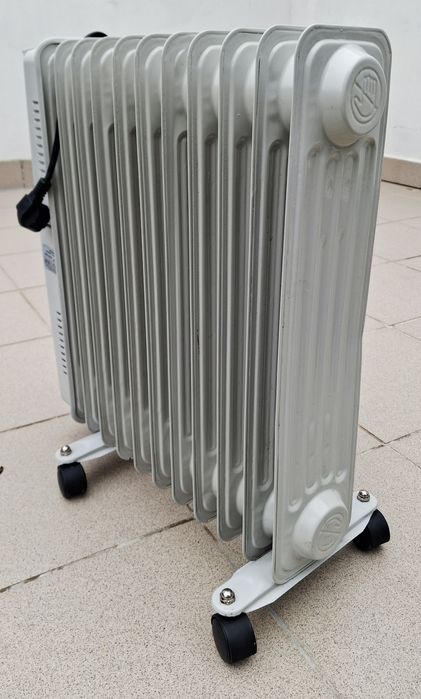 Grzejnik olejowy Volteno 11 żeberkowy z termostatem