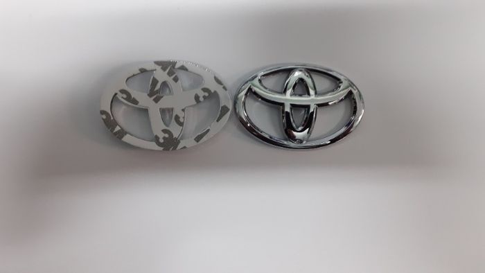 Эмблема Toyota RAV4 Camry 55 Тойота Камри 70 Lexus RX Honda C-RV Mazda