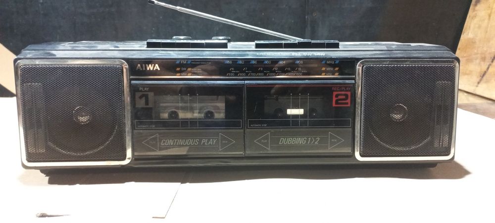 Продам магнитофон aiwa