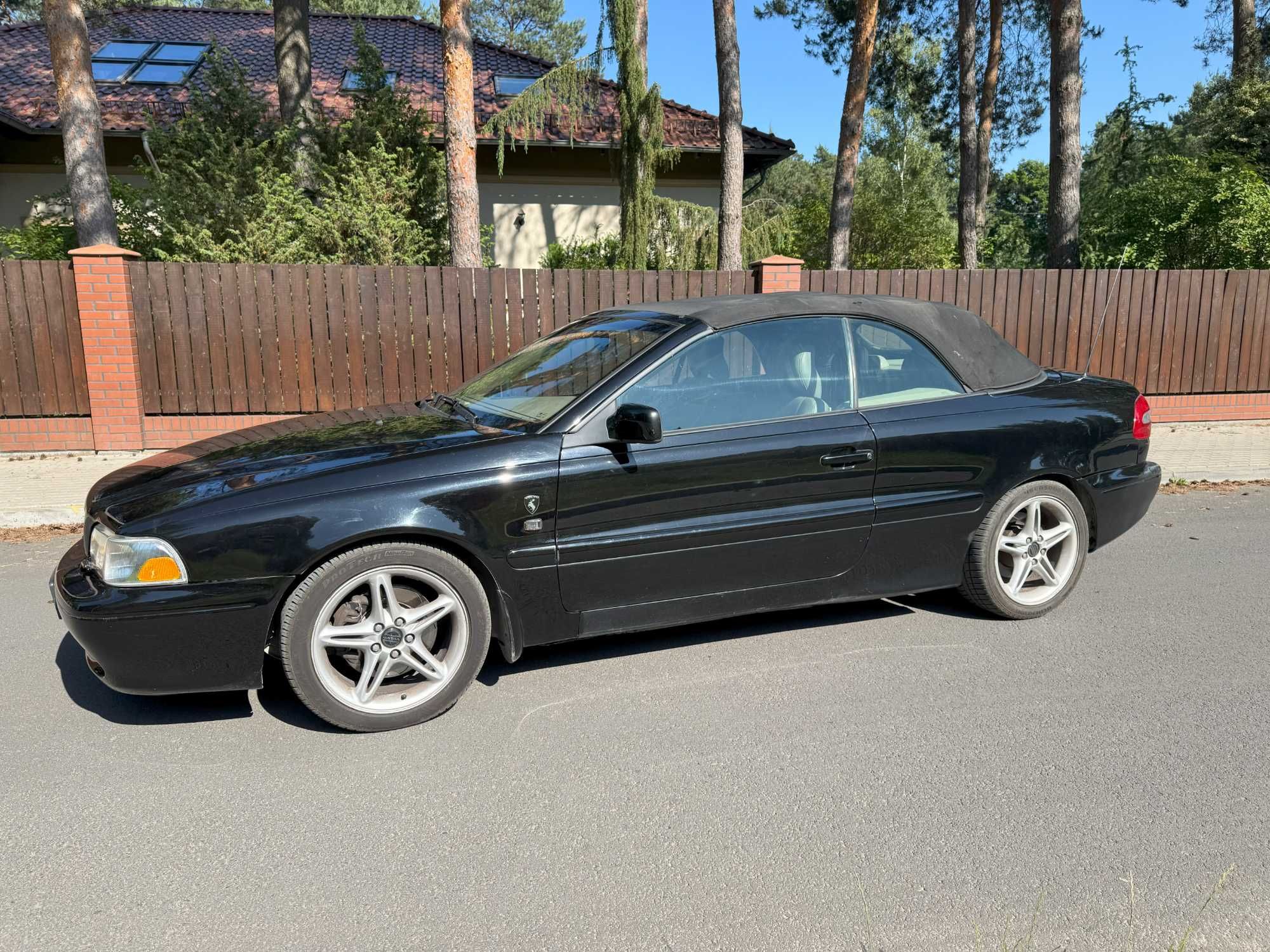 Kabriolet Volvo C70 T5 2.3 Turbo 240 koni, 5 cylindrów