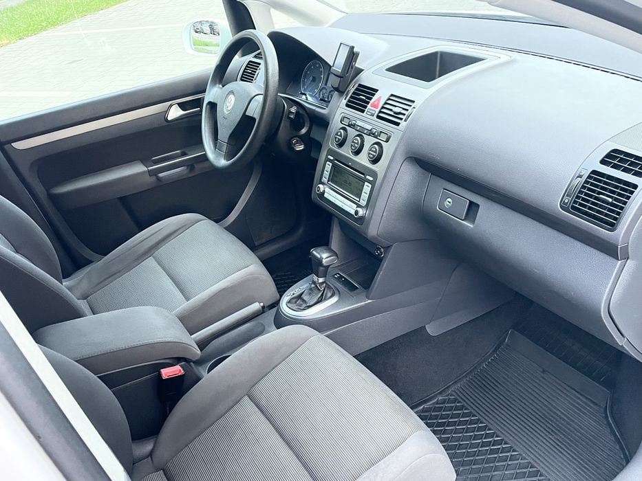 Volkswagen Touran 1.4tsi АКПП