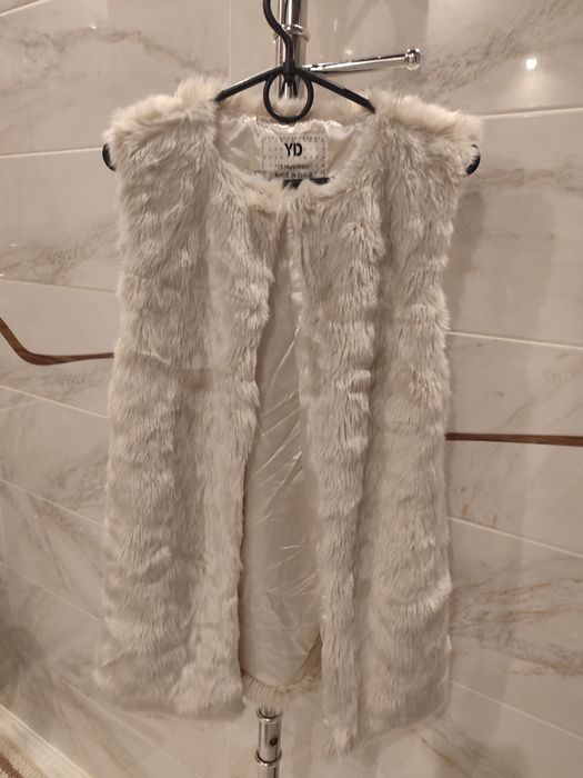 Жилетка меховая.