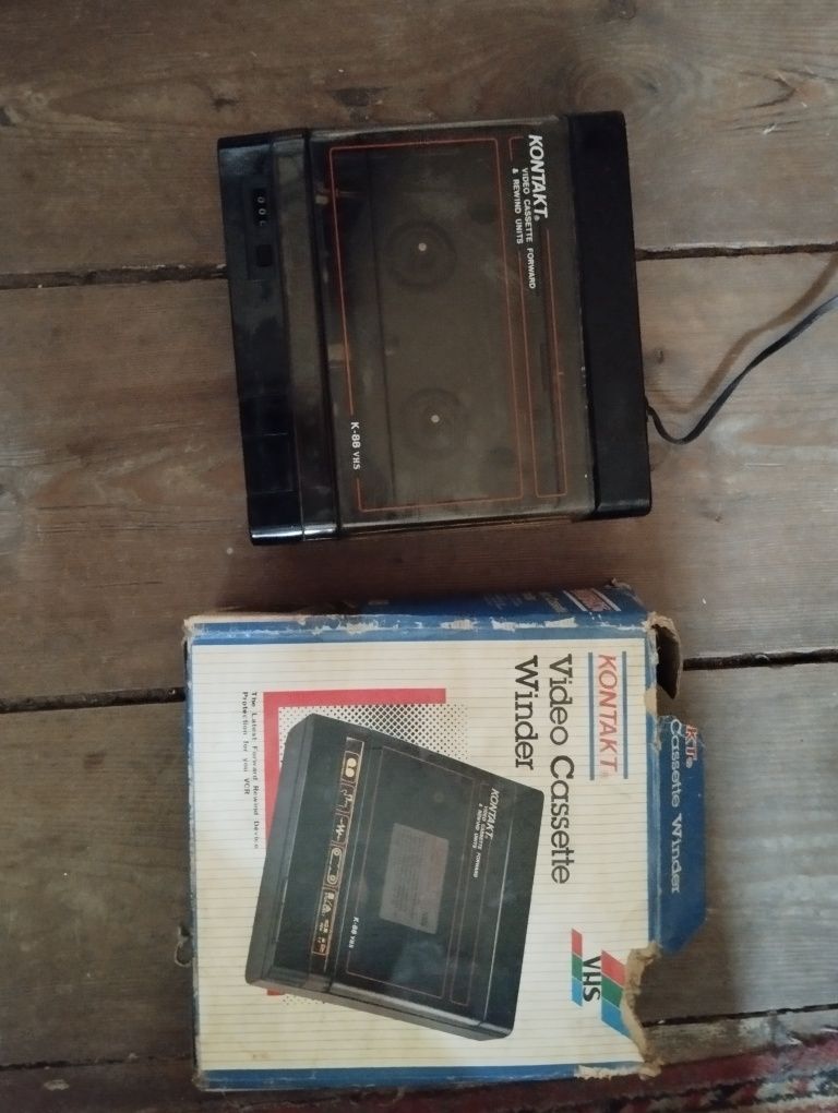 Przewijarka  kaset VHS lata 80 firmy kontakt