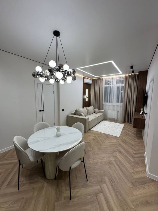 Продам двухкомнатную квартиру, кадор сити на ул. Краснова