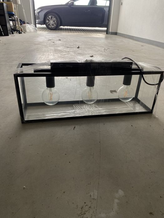 Candeeiro de teto suspenso preto