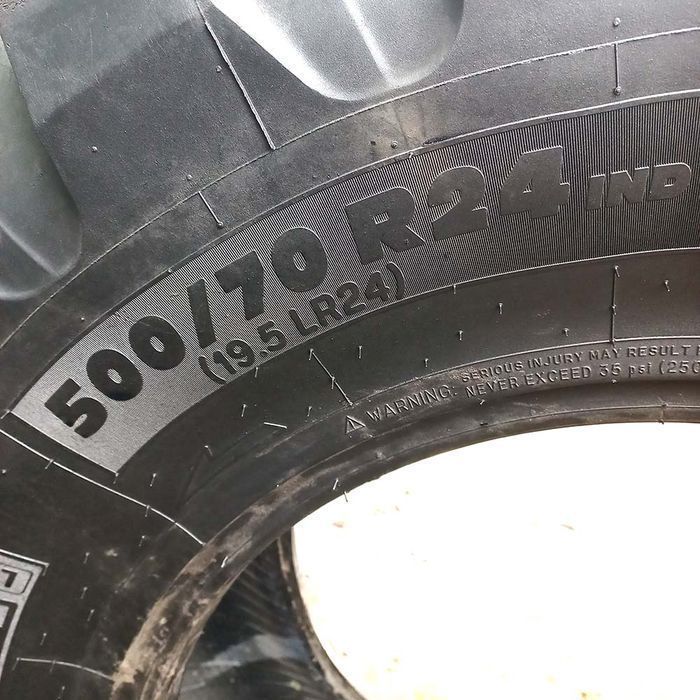 500/70 R24 Michelin б/у шини до трактора навантажувача 1шт | 2402006
