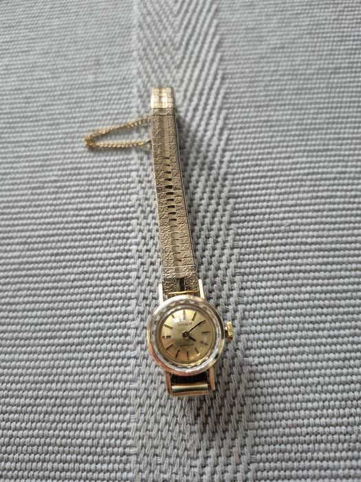 Śliczny stary zegarek mechaniczny Tissot  Saphir