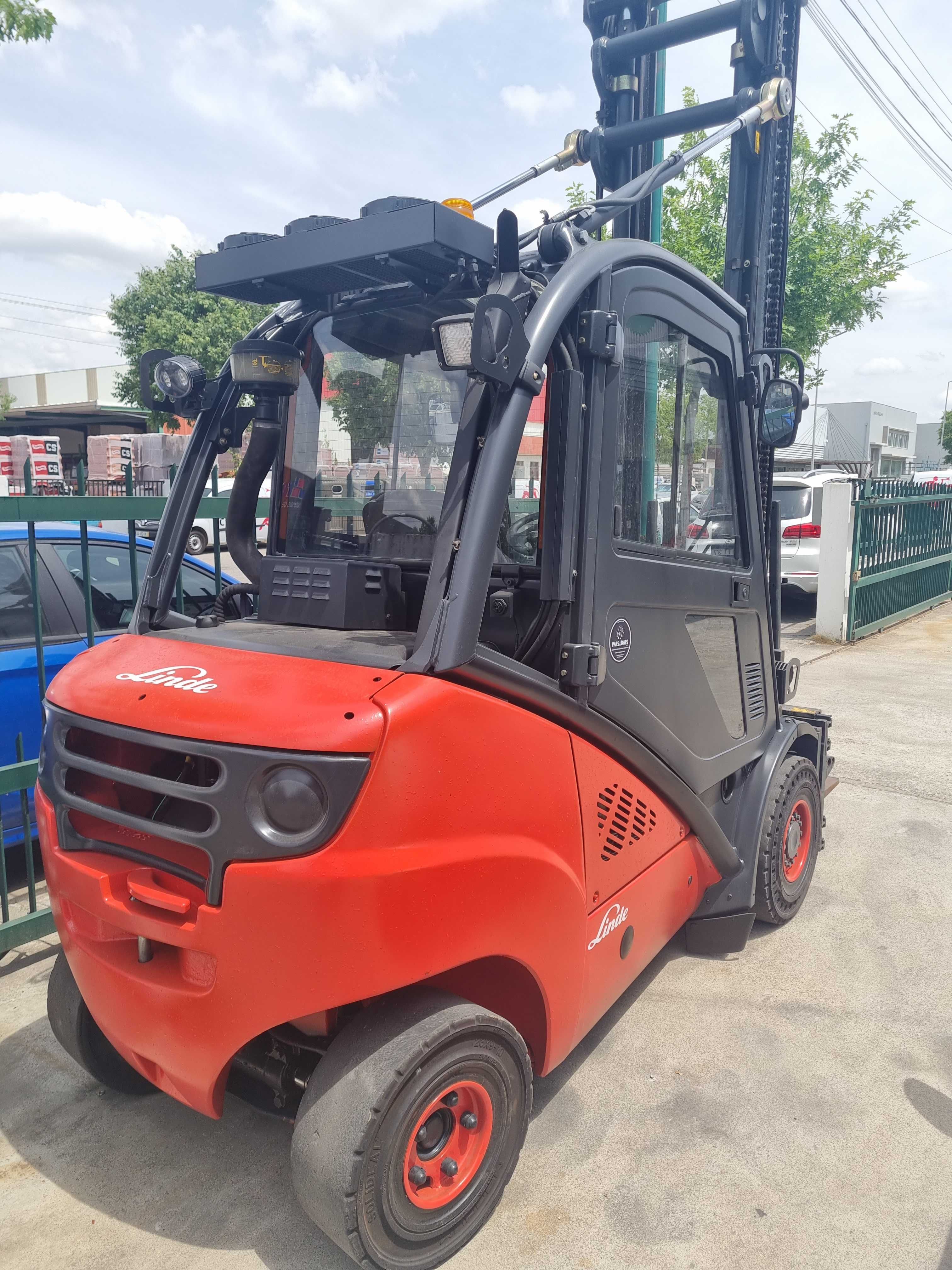 Empilhador LINDE 3ton diesel como novo
