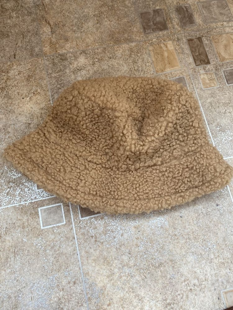 Шляпа-панама теплая