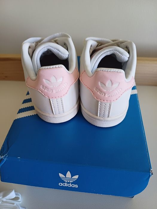 Stan Smith tamanho 22 menina