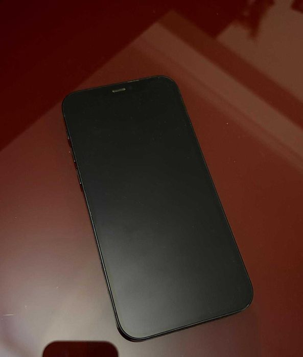 Iphone 12 muito bom estado