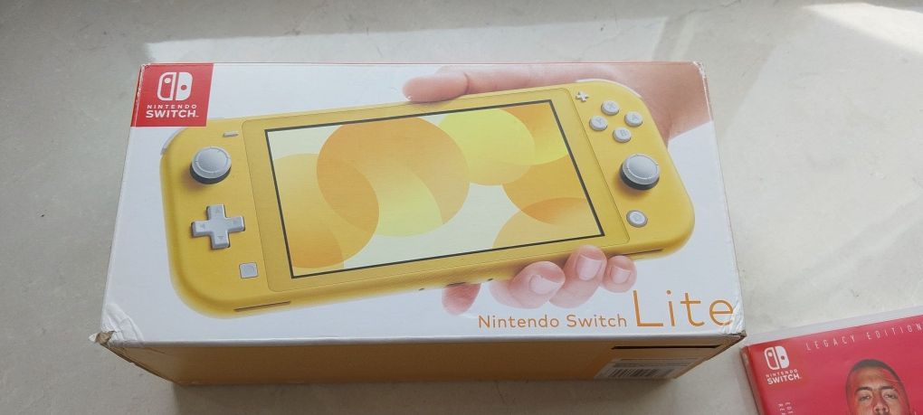 Nintendo switch lite