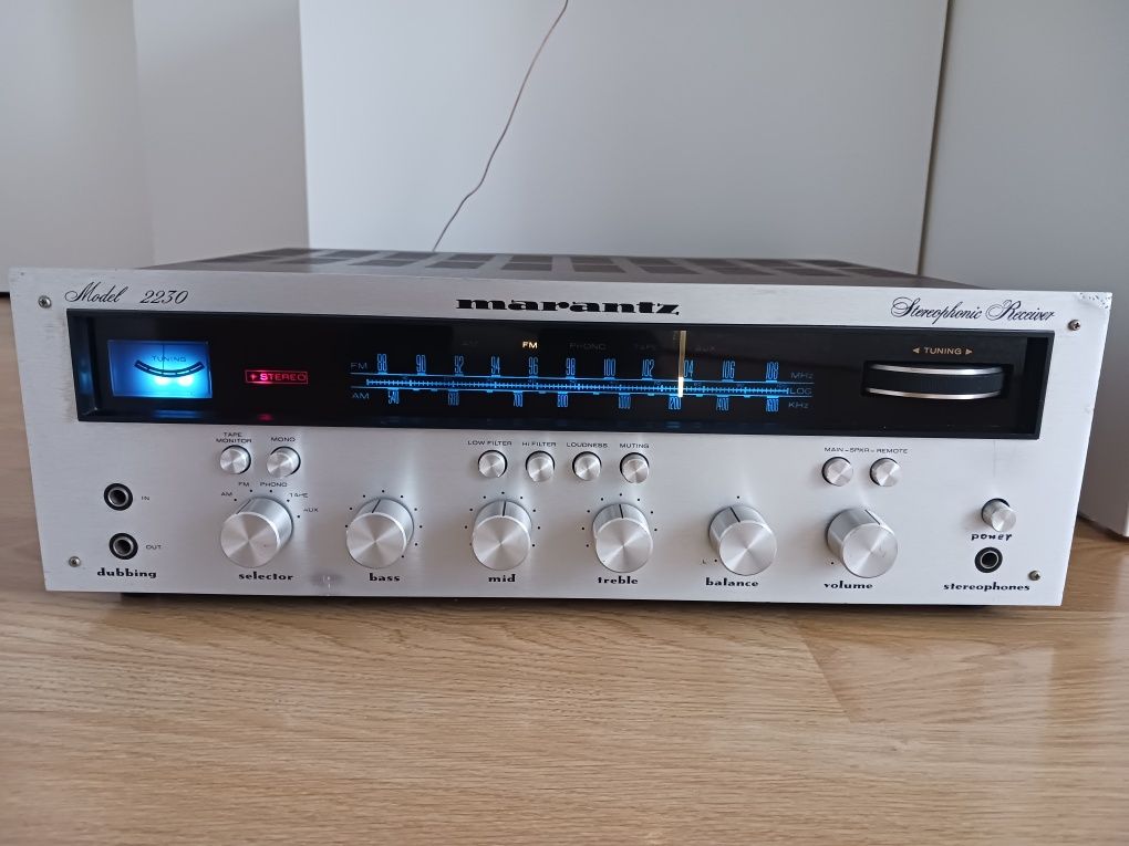 Marantz 2230 amplituner