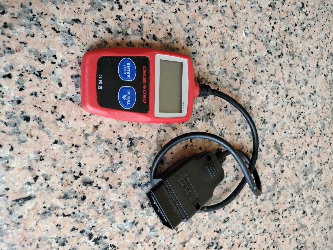 Leitor de diagnósticos OBD
