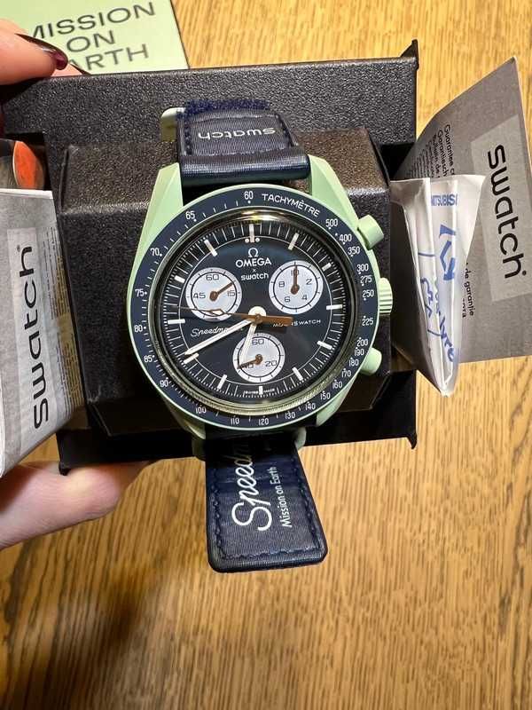 Zegarek Omega x Swatch SO33G100 Mission to Earth - Trwały materiał